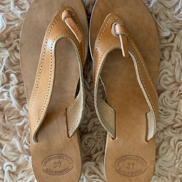 Greece platform sandals size 37 / 6 US. Extremely comfortable leather material - Picture 3 of 3